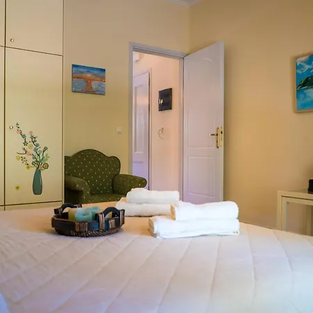 Avelia Blue Apartment *